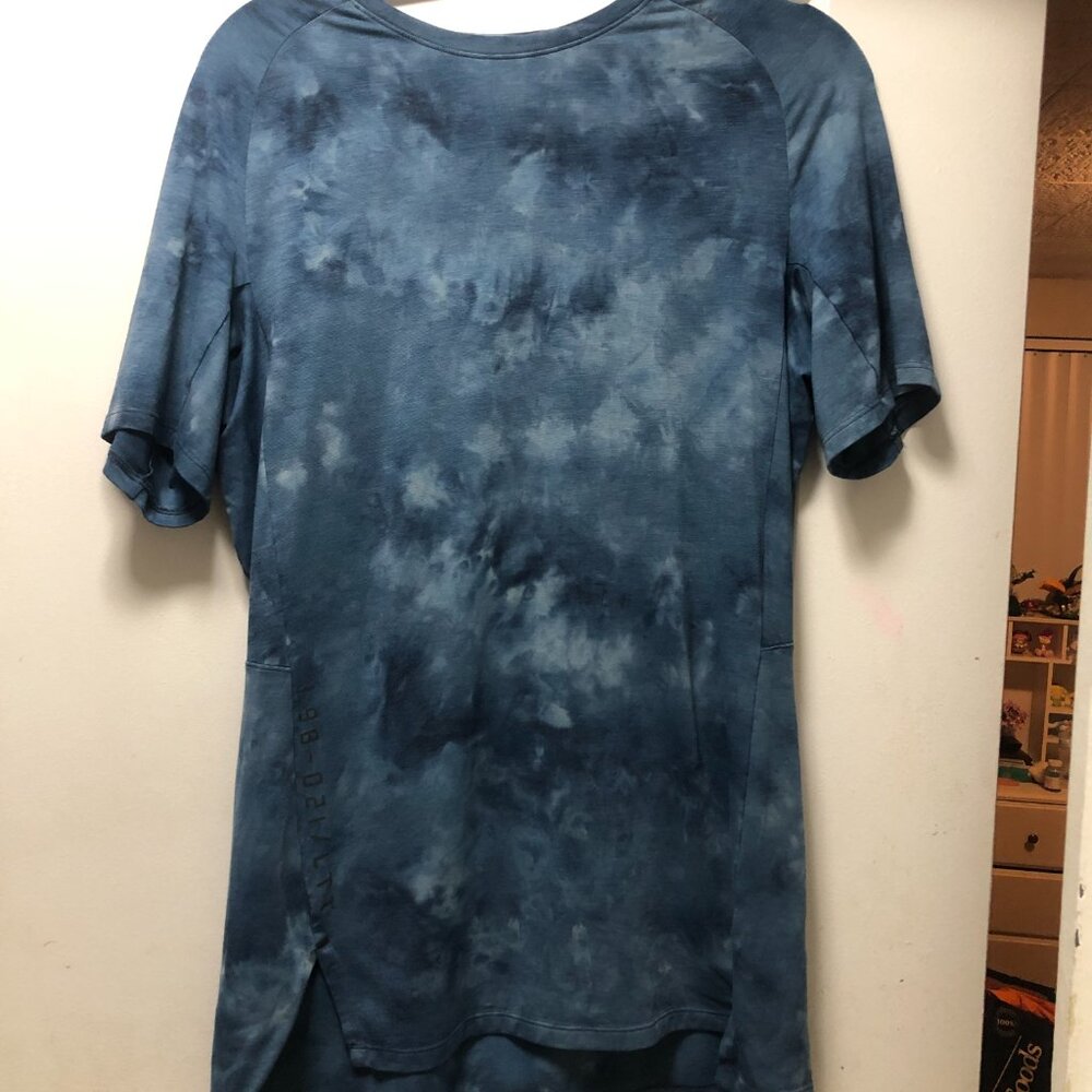 Mens Lululemon Always Agile Short Sleeve Shirt Spray Dye Navy DYTN 00189 Med - Picture 3 of 6